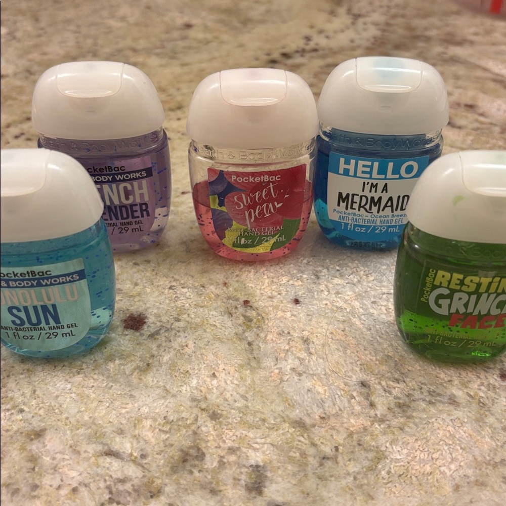 Bath & Body Works Assorted Hand Sanitizers and PocketBac Holders - Picture 8 of 8